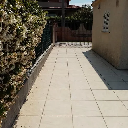 Casa Al Mare Massa
