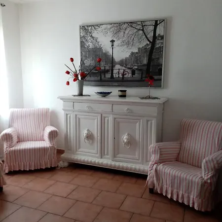 Casa Al Mare Massa (Tuscany)